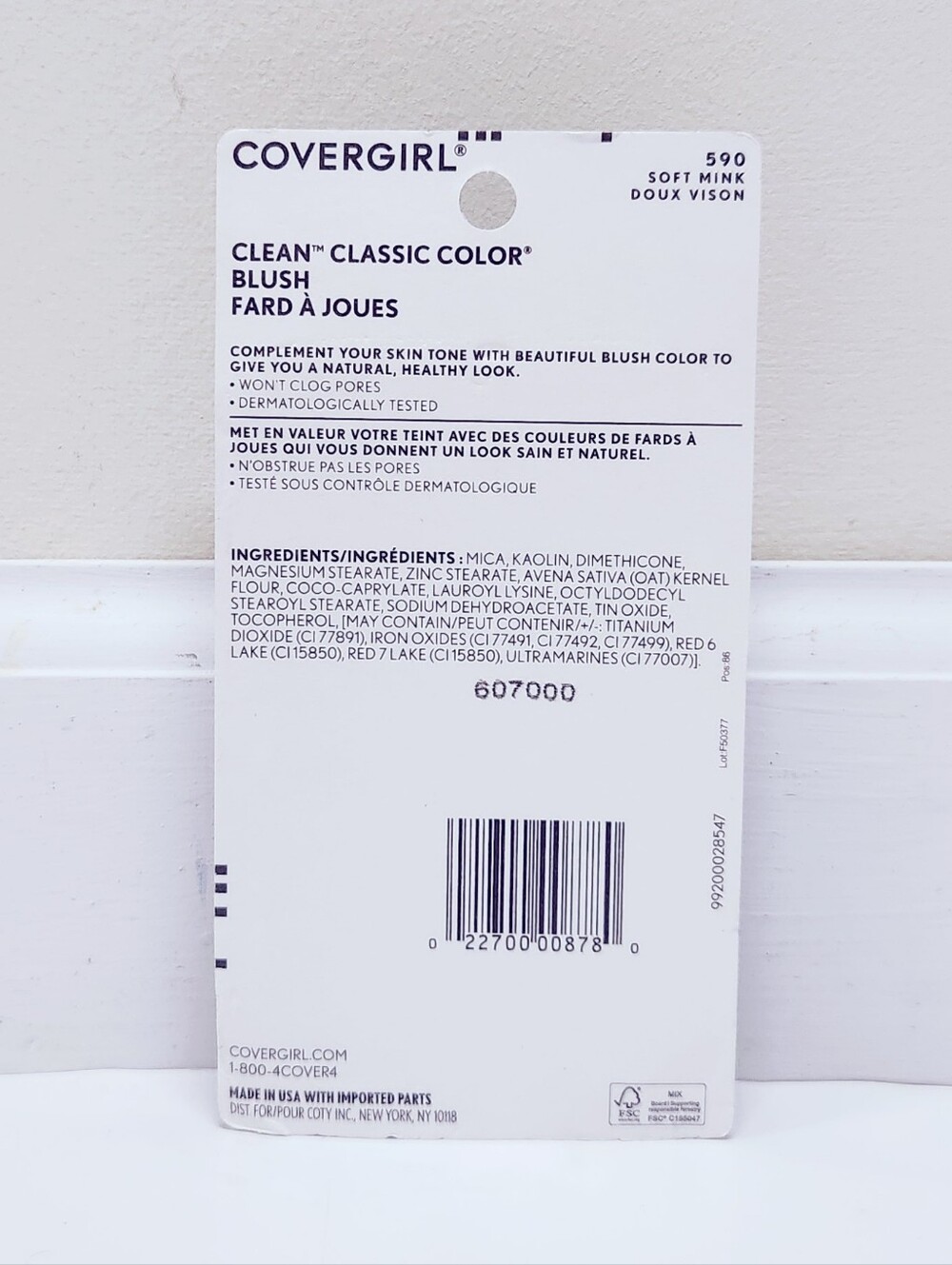 β4/$15 CoverGirl Classic Color Blush Soft Mink - Picture 2 of 9